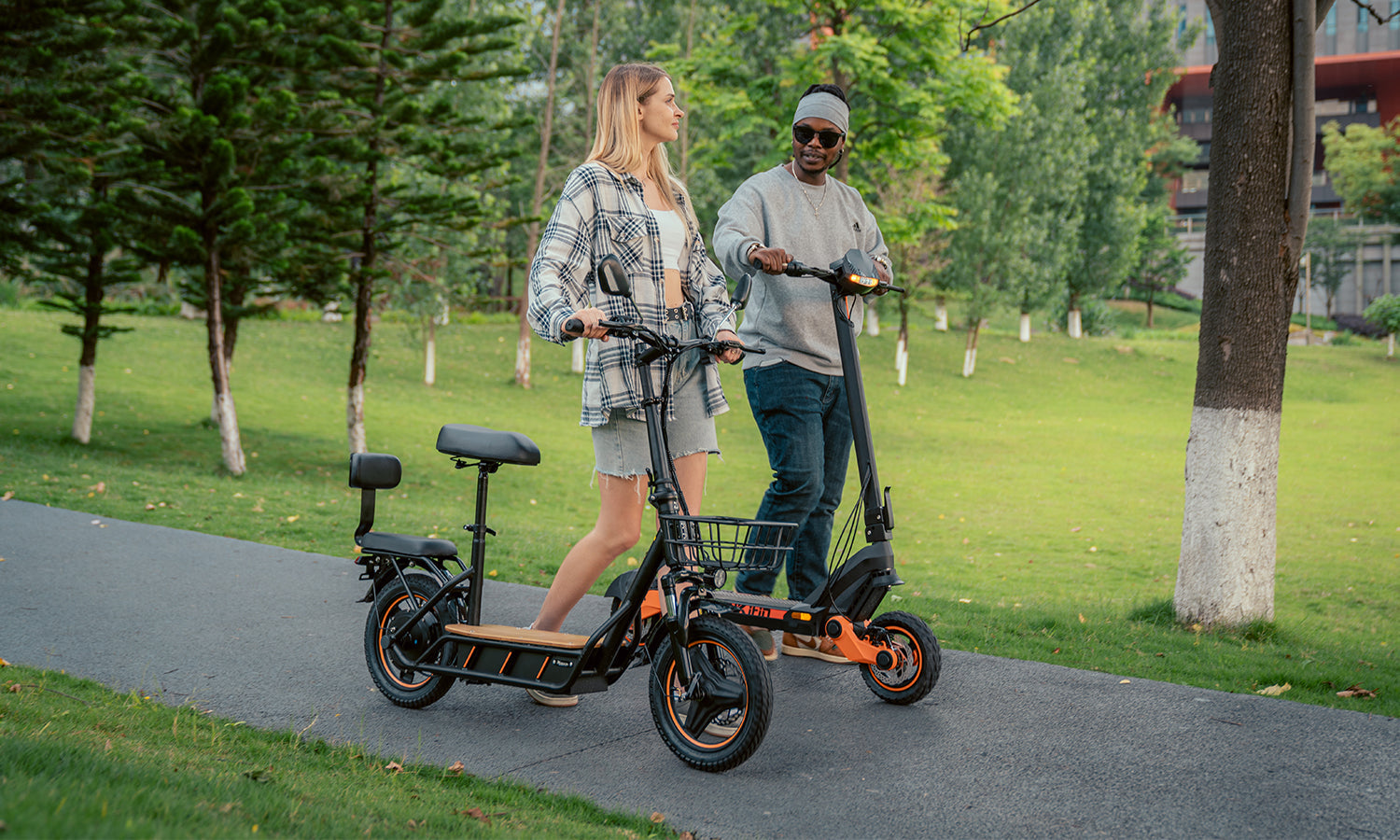 Long-Distance Riding: The Benefits of Long-Range Electric Scooters | KuKirin