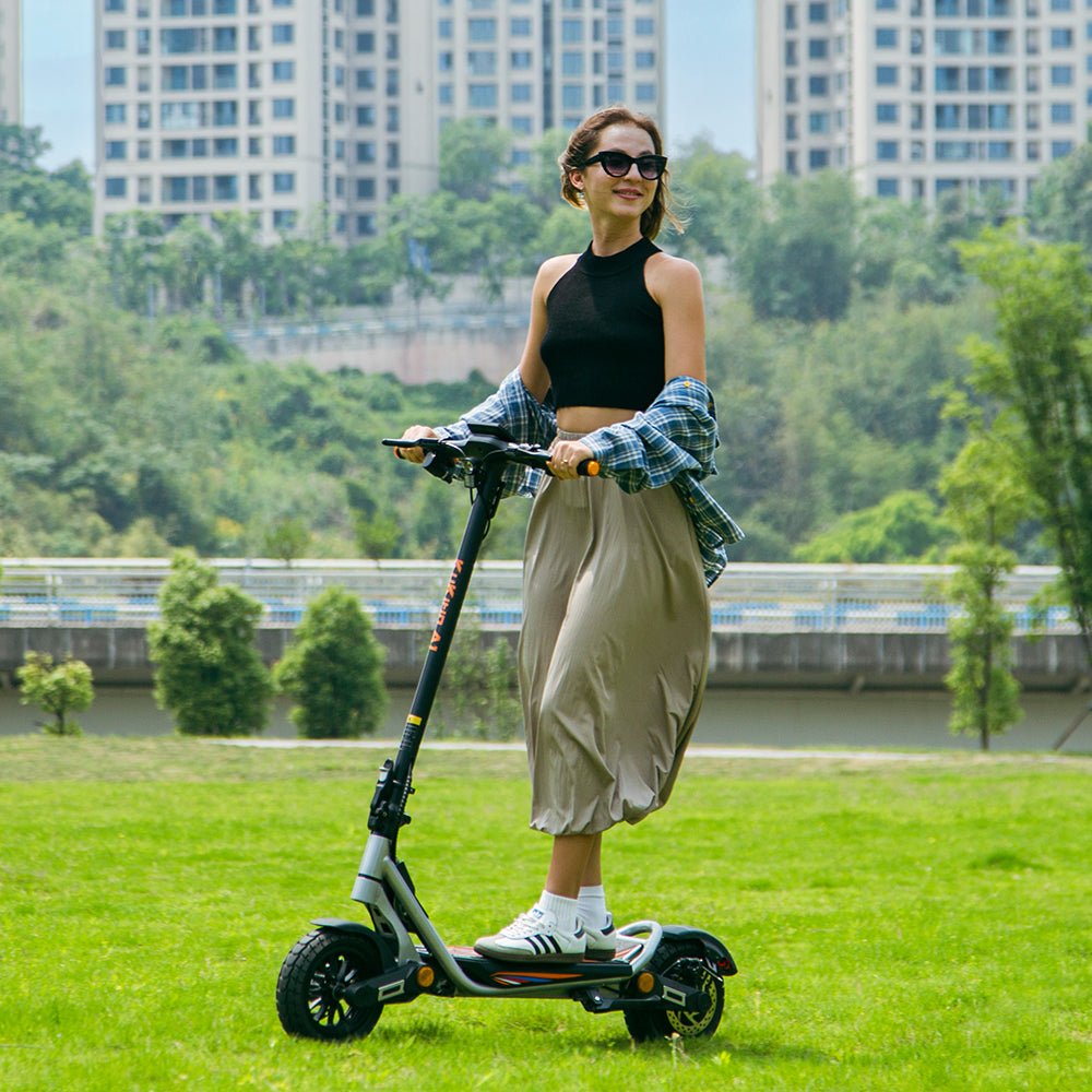 KuKirin A1 best commuter scooter-Silver color